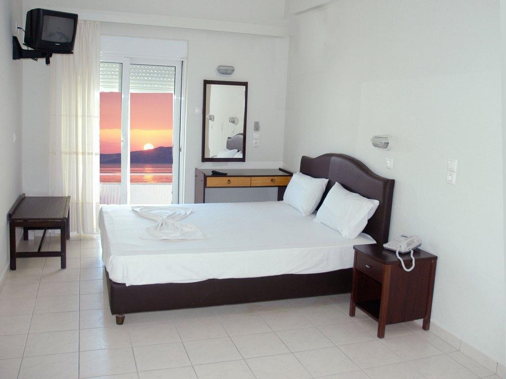 Hotel Plaza Nea Styra Phòng bức ảnh