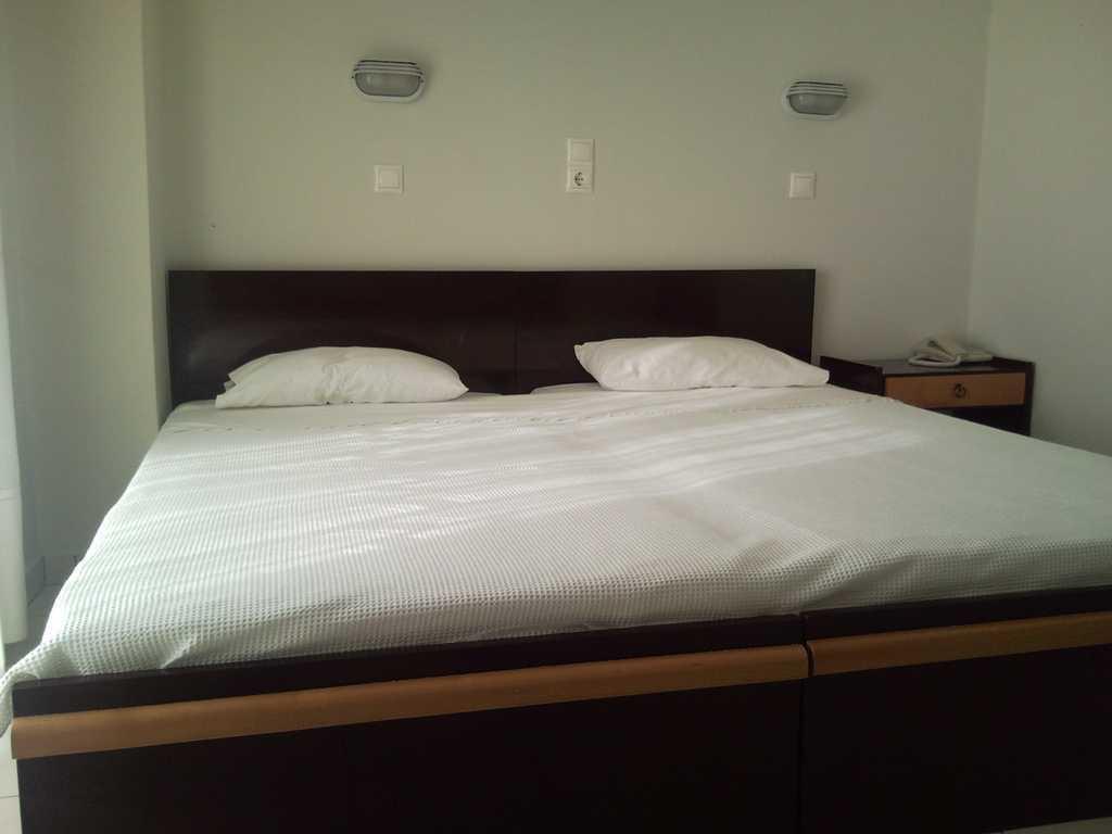 Hotel Plaza Nea Styra Phòng bức ảnh